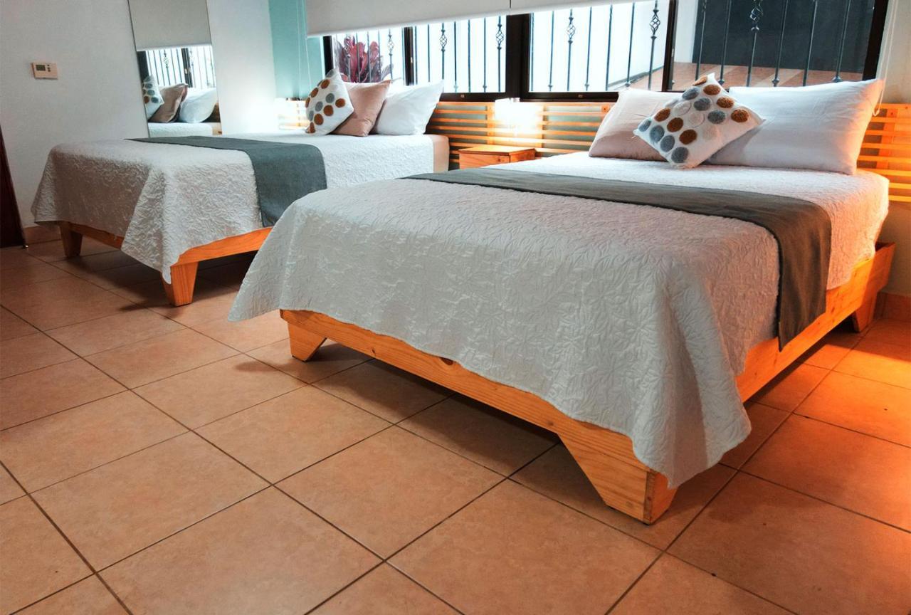 Trebol Amarillo Bed & Breakfast Escazu Bagian luar foto