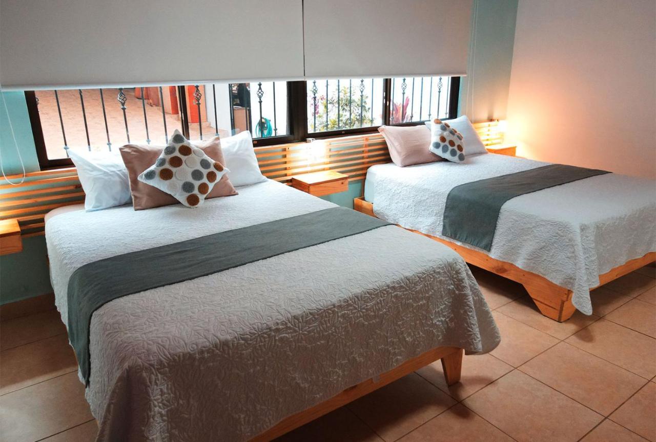 Trebol Amarillo Bed & Breakfast Escazu Bagian luar foto