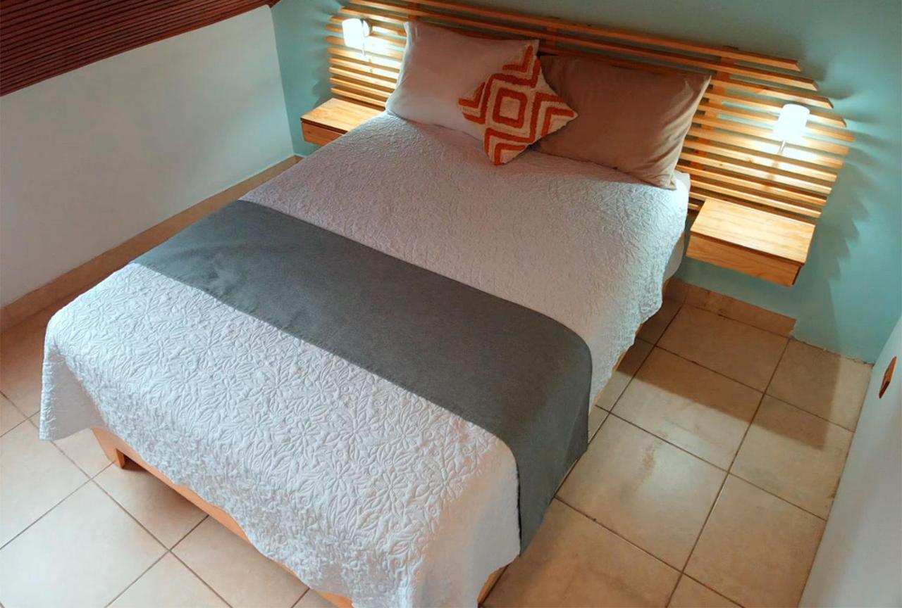 Trebol Amarillo Bed & Breakfast Escazu Bagian luar foto