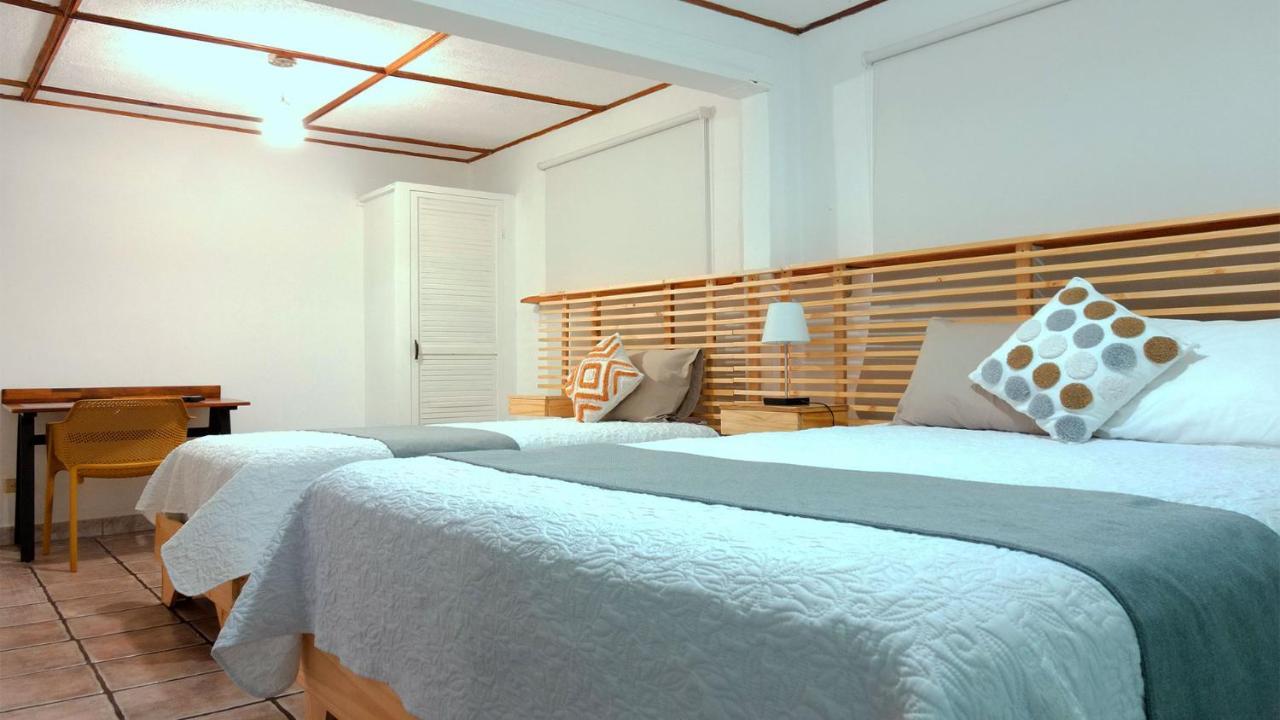 Trebol Amarillo Bed & Breakfast Escazu Bagian luar foto